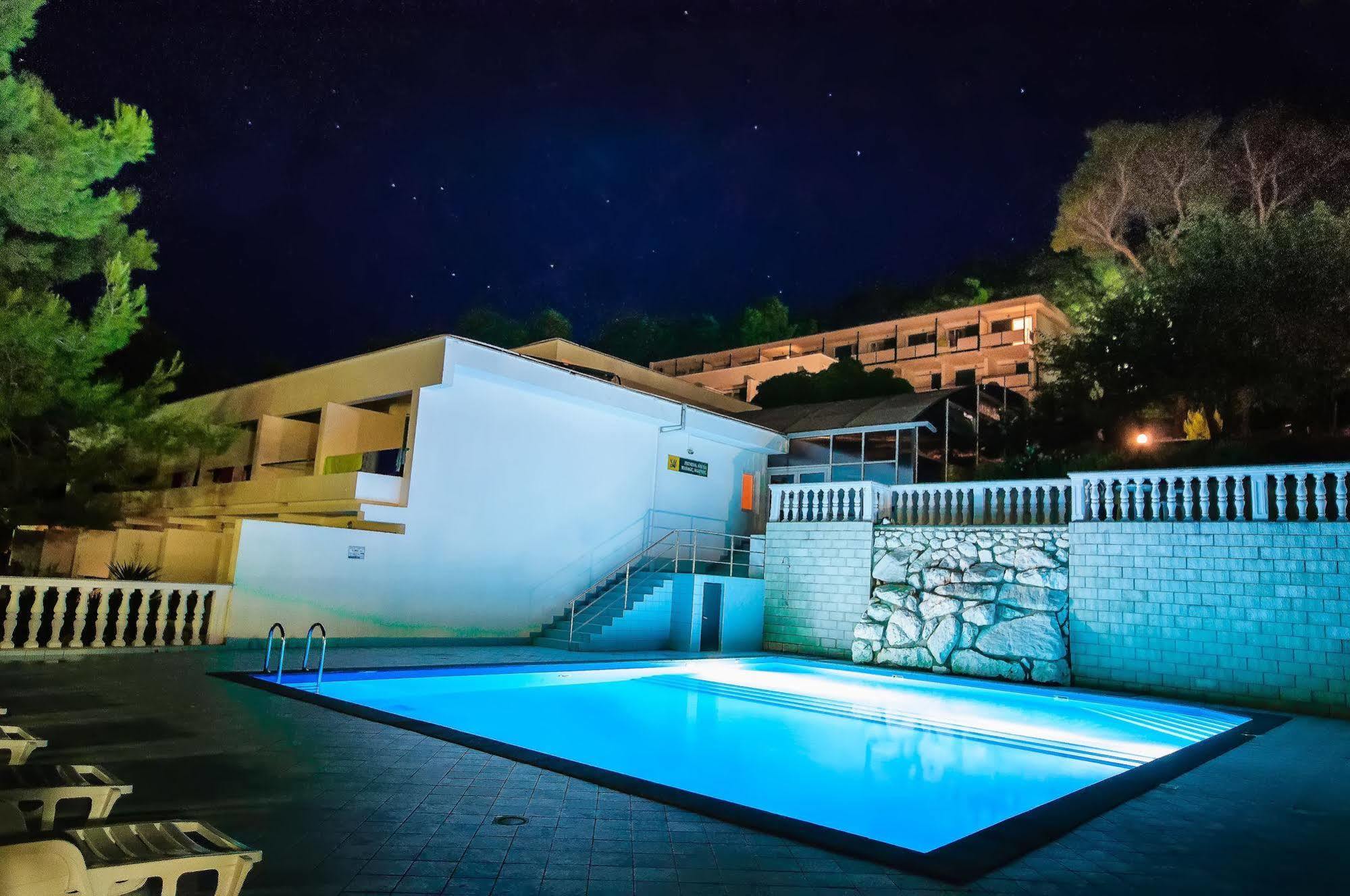 Hotel Lavanda โบชาวา ภายนอก รูปภาพ